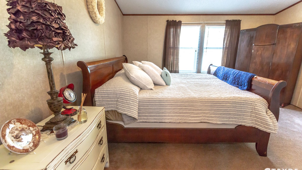 Photo of Bedroom in Kendalia