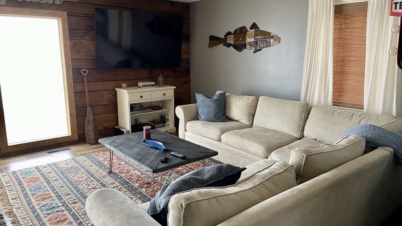 Photo of Livingroom in Cedar Bluff