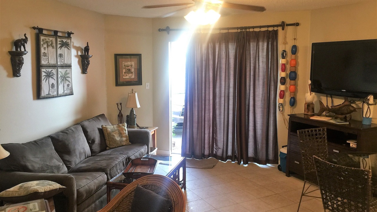 Photo of Bedroom in Miramar Beach
