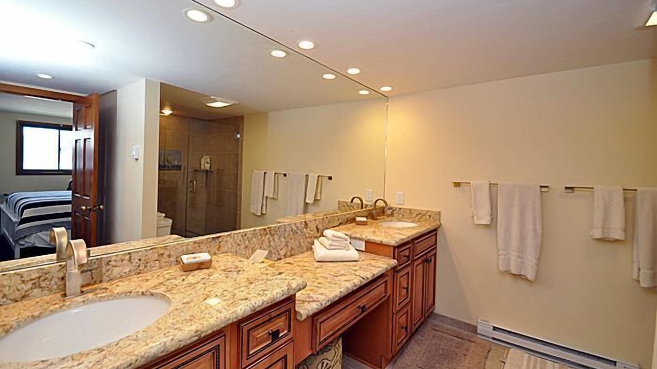 Photo of Bathroom in Dillon