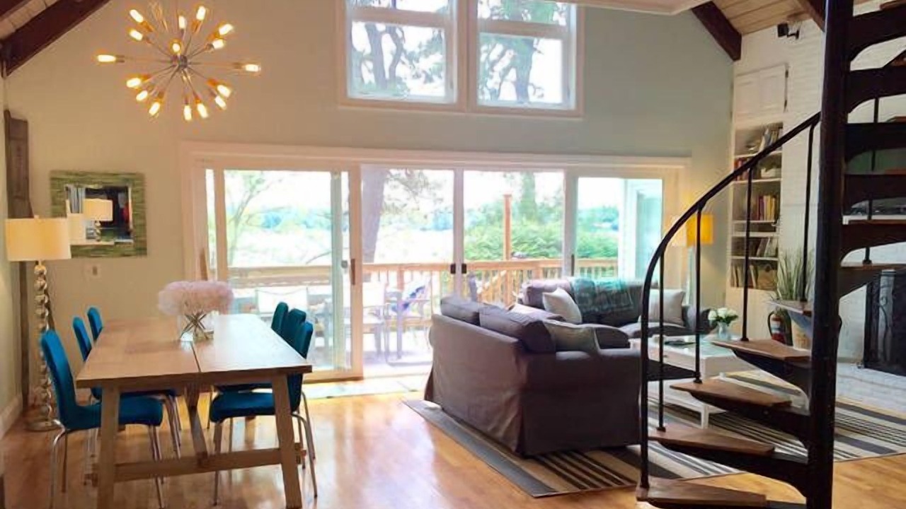 Photo of Bedroom in Yarmouth Port