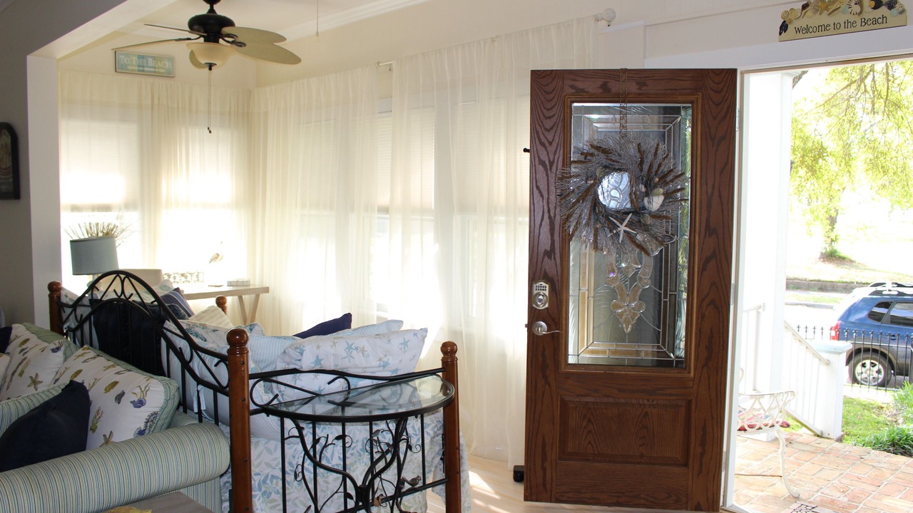 Photo of Bedroom in Gulfport