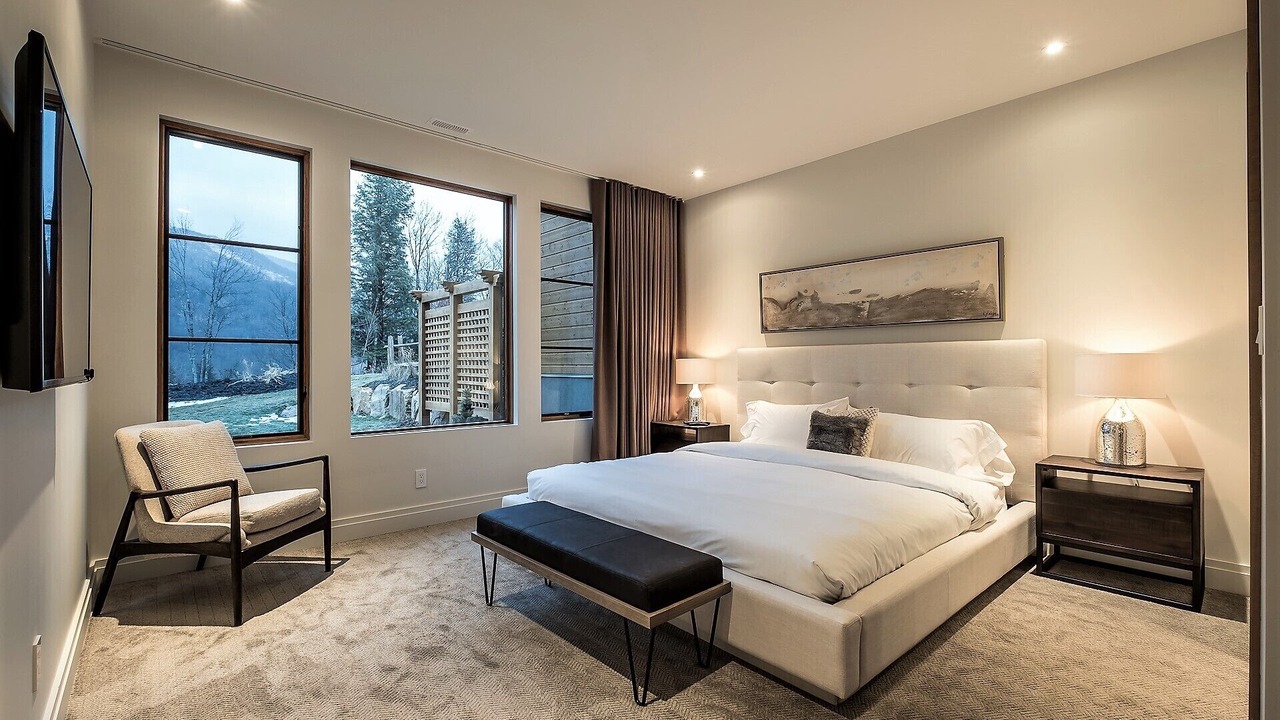 Photo of Bedroom in Mont-Tremblant