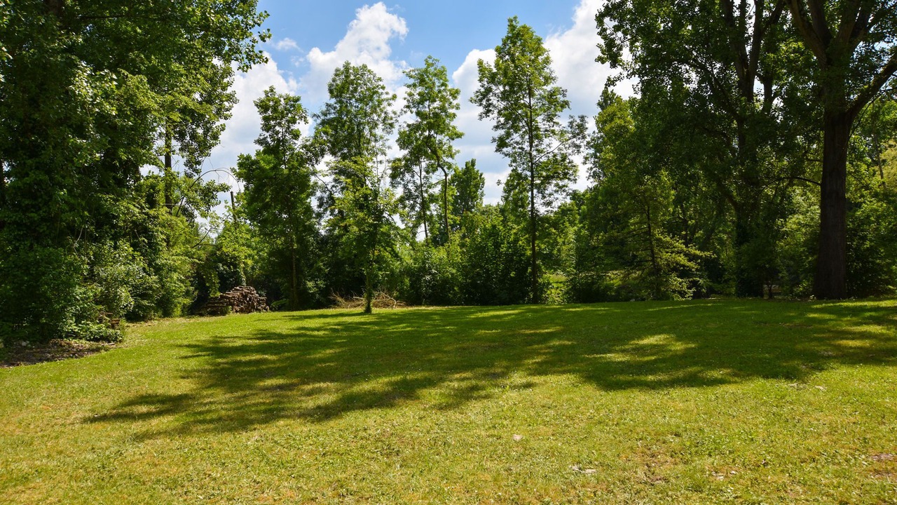 Photo of Outdoor in Aubeterre-sur-Dronne