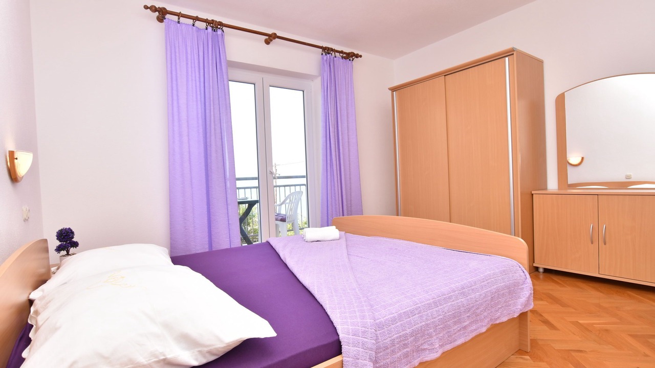 Photo of Bedroom in Brela