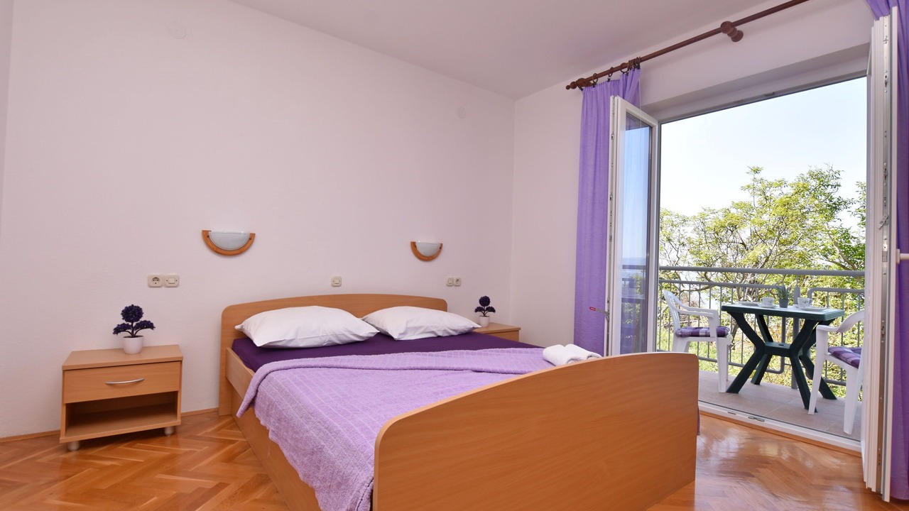 Photo of Bedroom in Brela