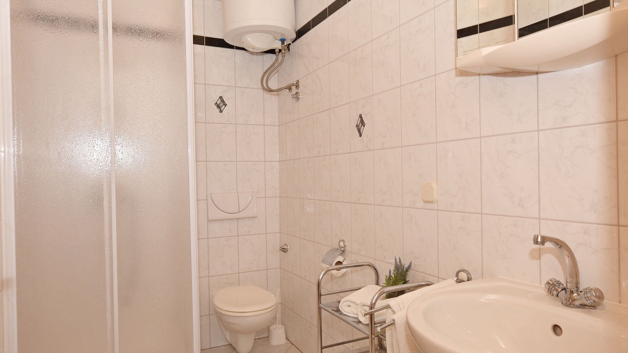 Photo of Bathroom in Brela