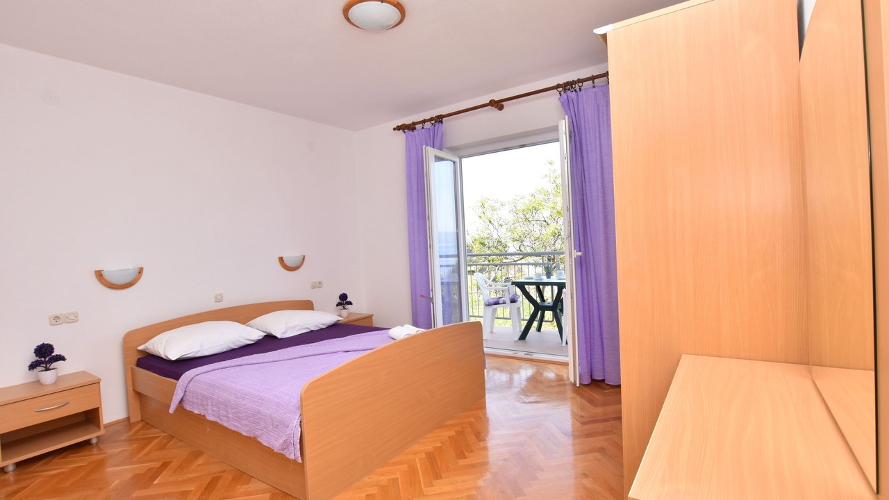 Photo of Bedroom in Brela