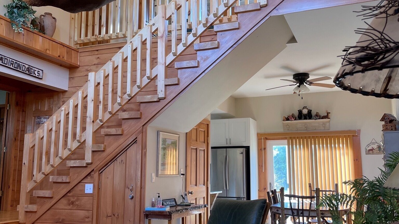 Photo of Livingroom in North Lake George