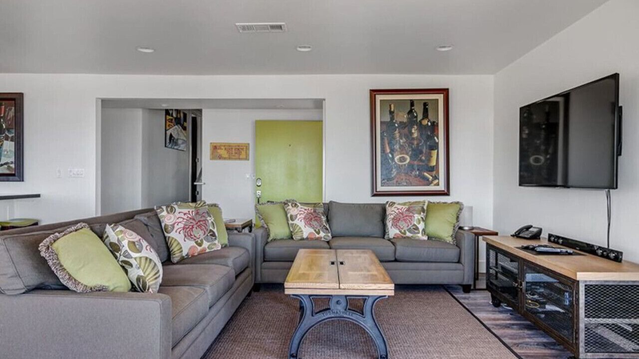 Photo of Livingroom in Carlsbad