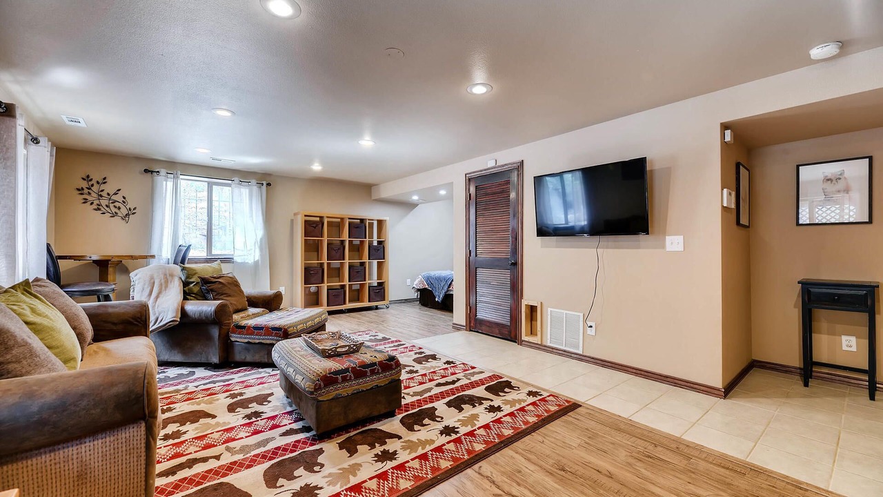Photo of Livingroom in Green Mountain Falls