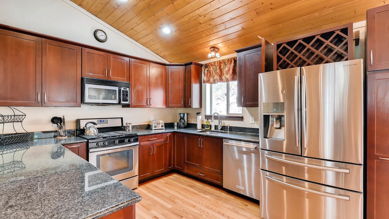 Photo of Kitchen in Green Mountain Falls