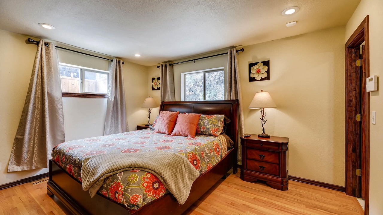 Photo of Bedroom in Green Mountain Falls