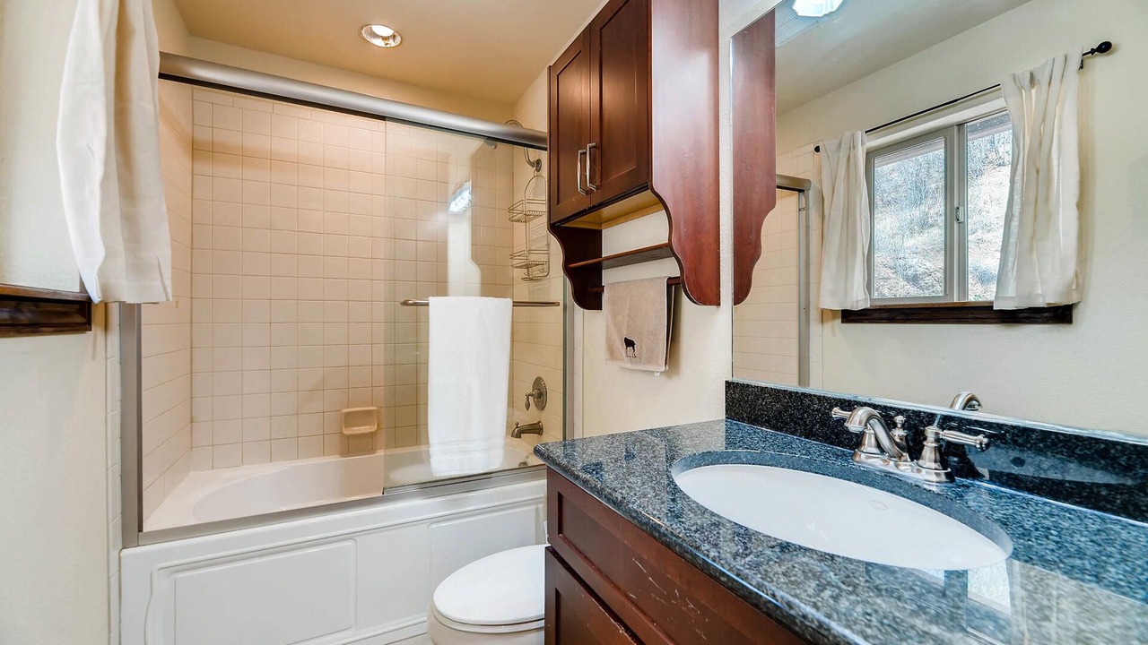Photo of Bathroom in Green Mountain Falls