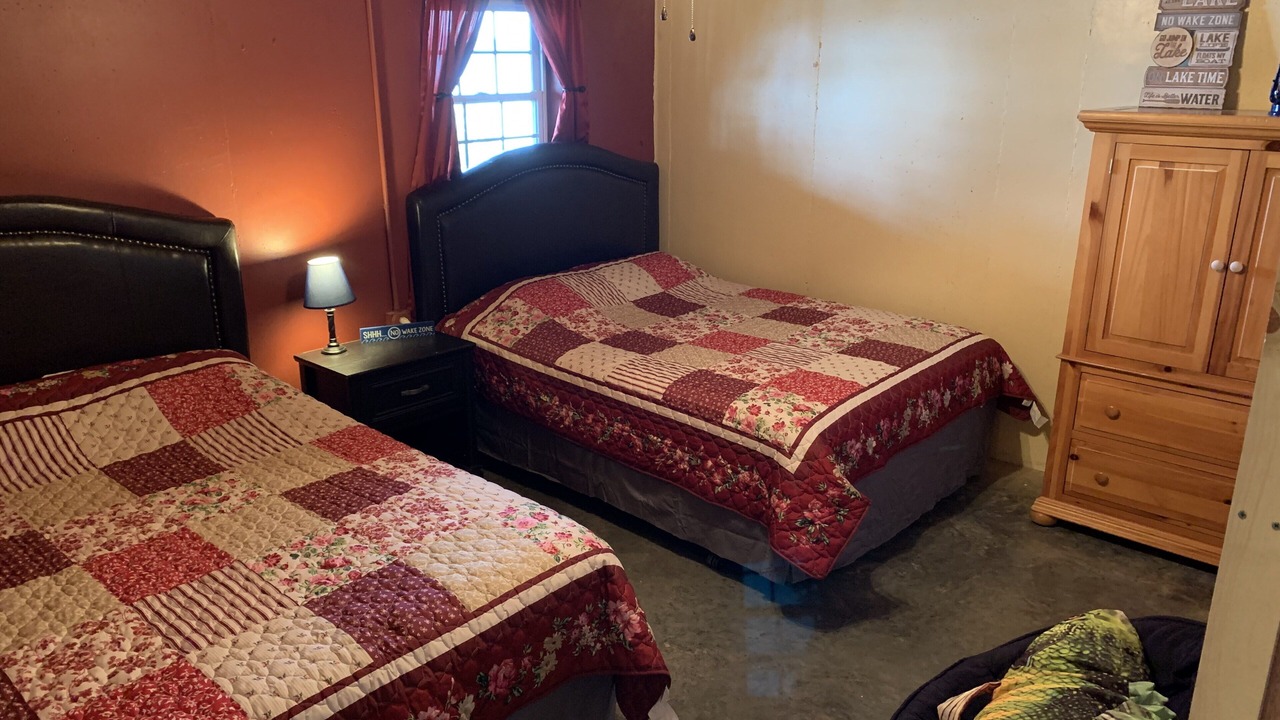 Photo of Bedroom in Quitman