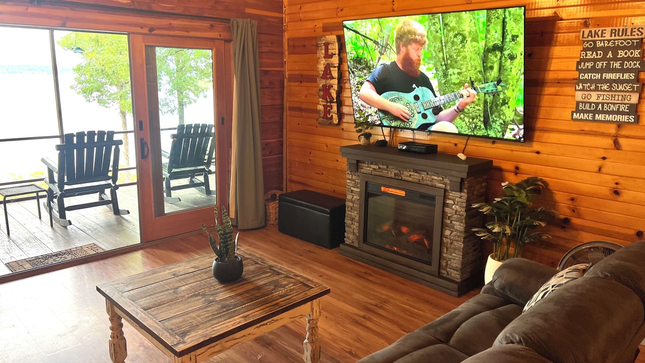 Photo of Livingroom in Quitman