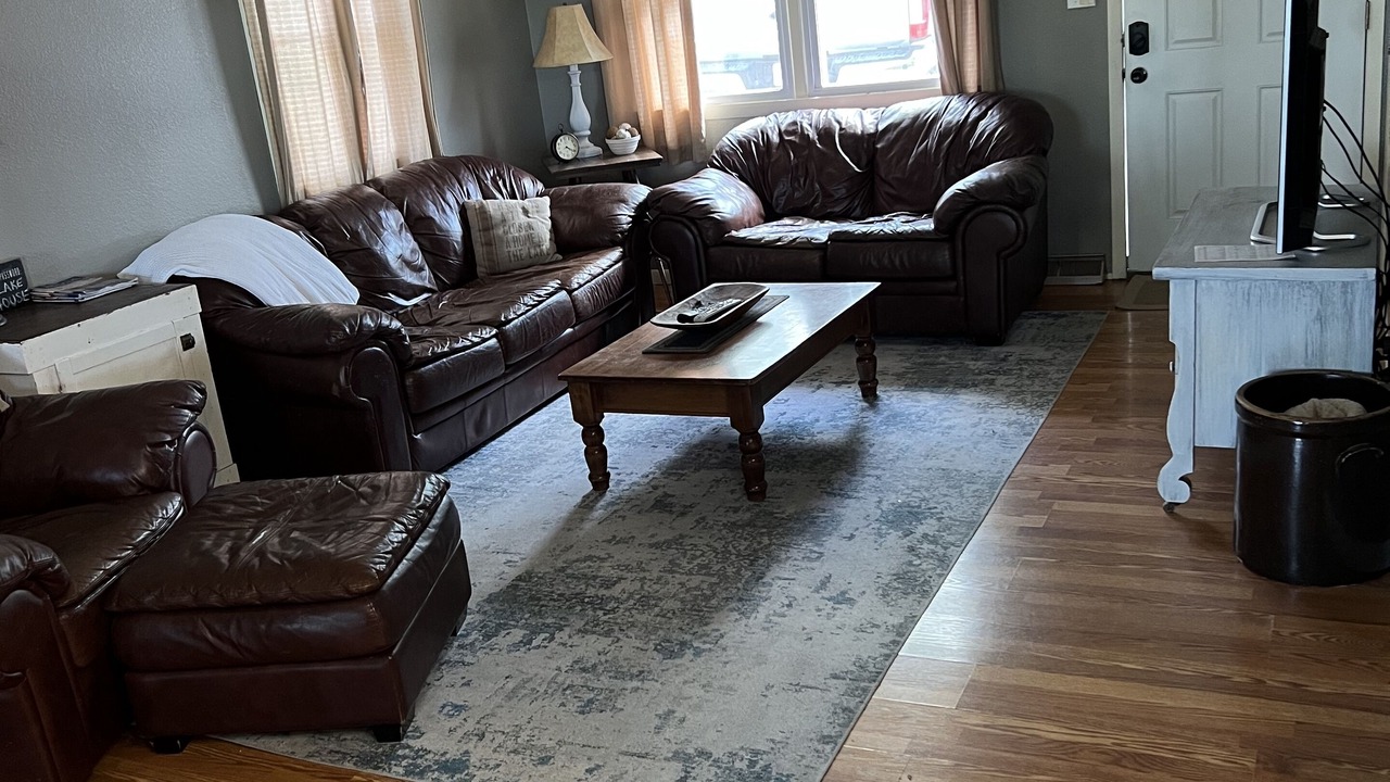 Photo of Livingroom in Pittsburg