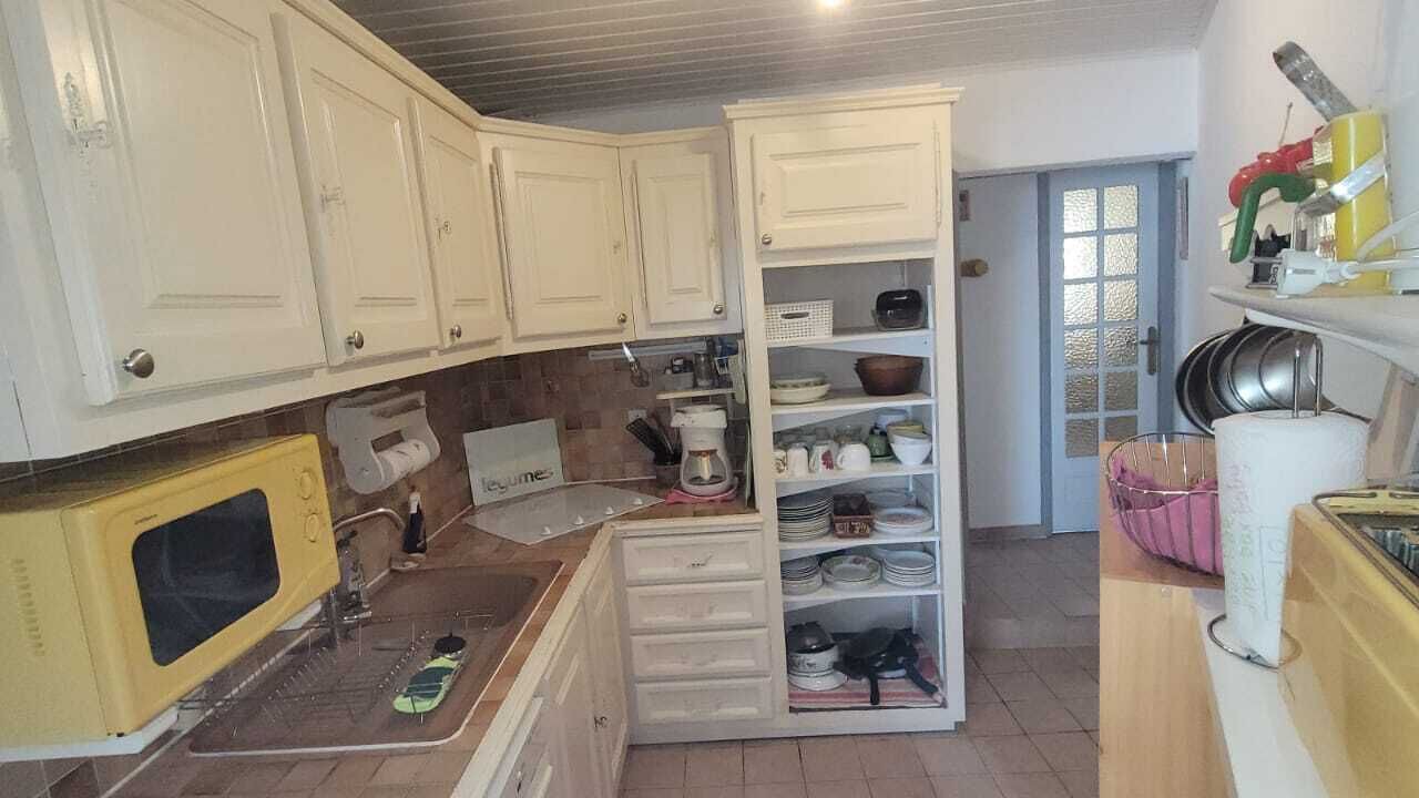 Photo of Kitchen in Saint-Pierre-la-Mer