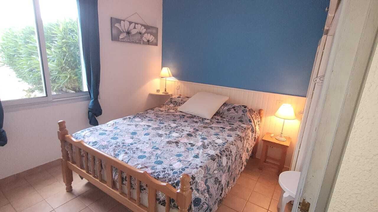 Photo of Bedroom in Saint-Pierre-la-Mer