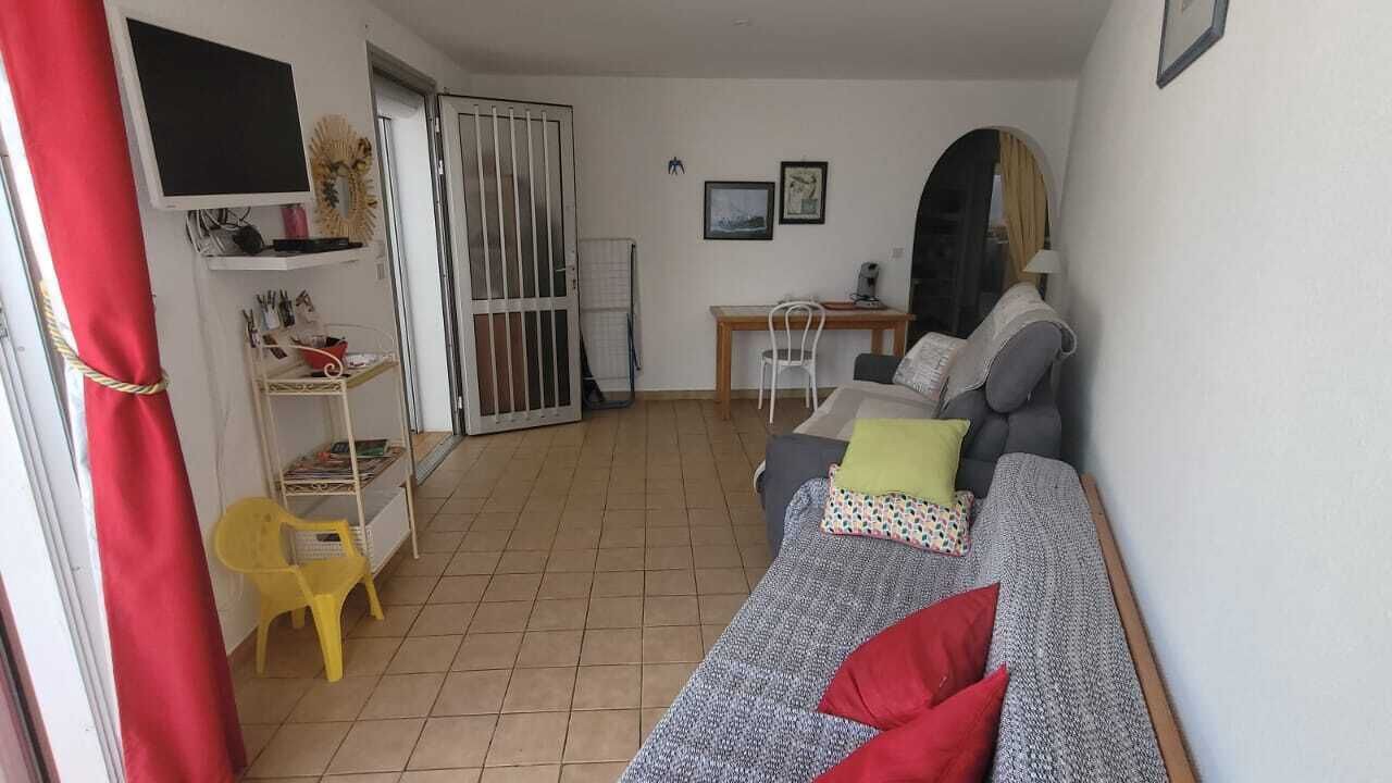 Photo of Livingroom in Saint-Pierre-la-Mer