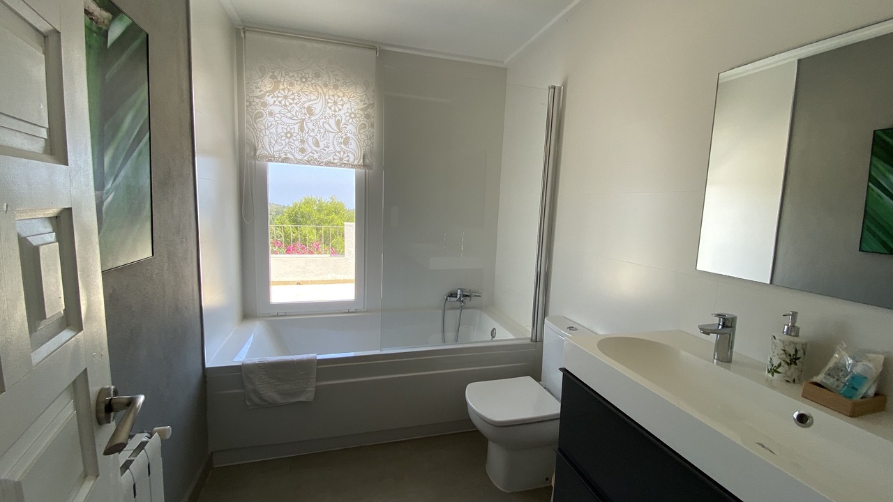 Photo of Bathroom in Benidoleig