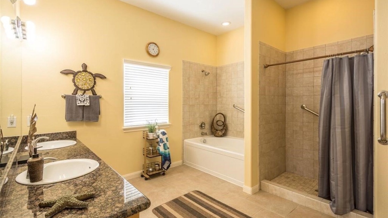 Photo of Bathroom in San Leon