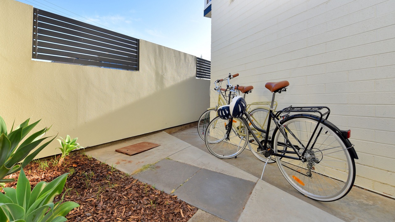 Photo of Others in West Beach