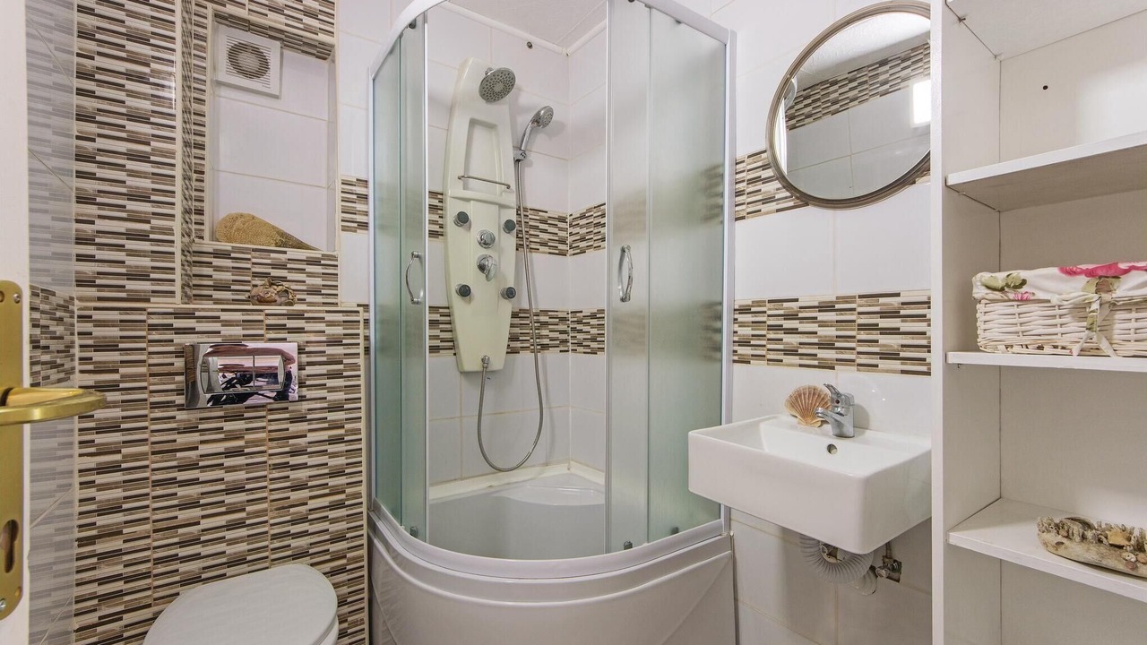 Photo of Bathroom in Valbandon
