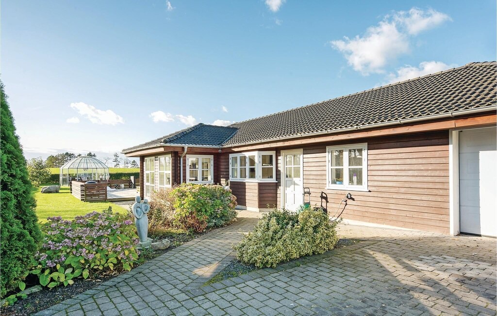 Photo of Buildings in Skæring