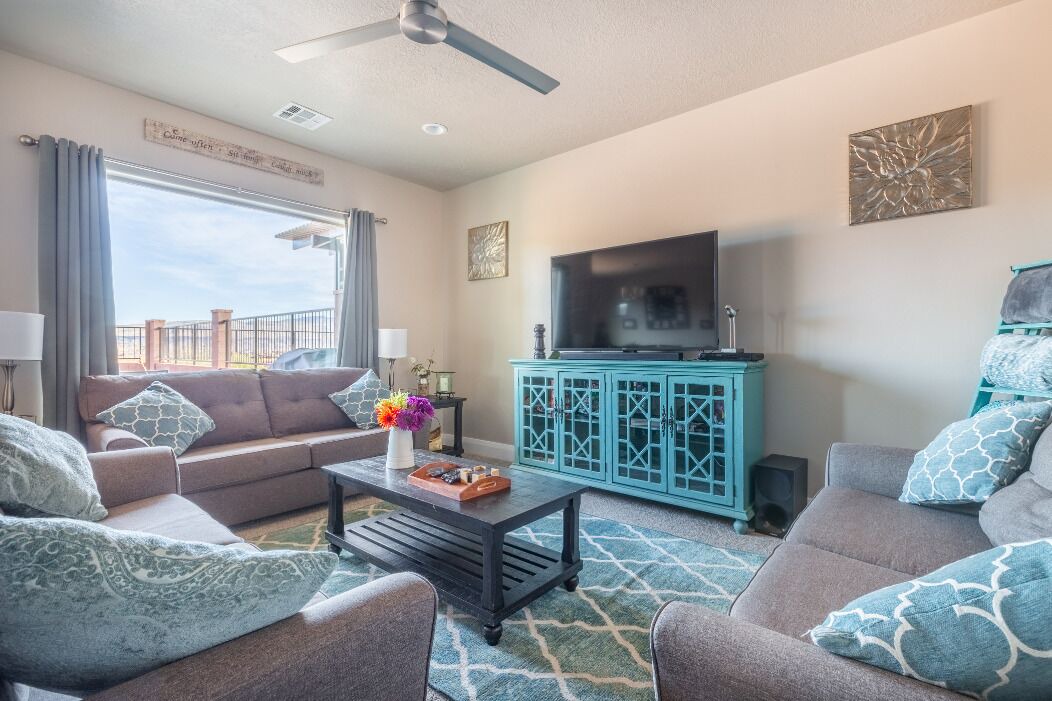 Photo of Bedroom in Hurricane