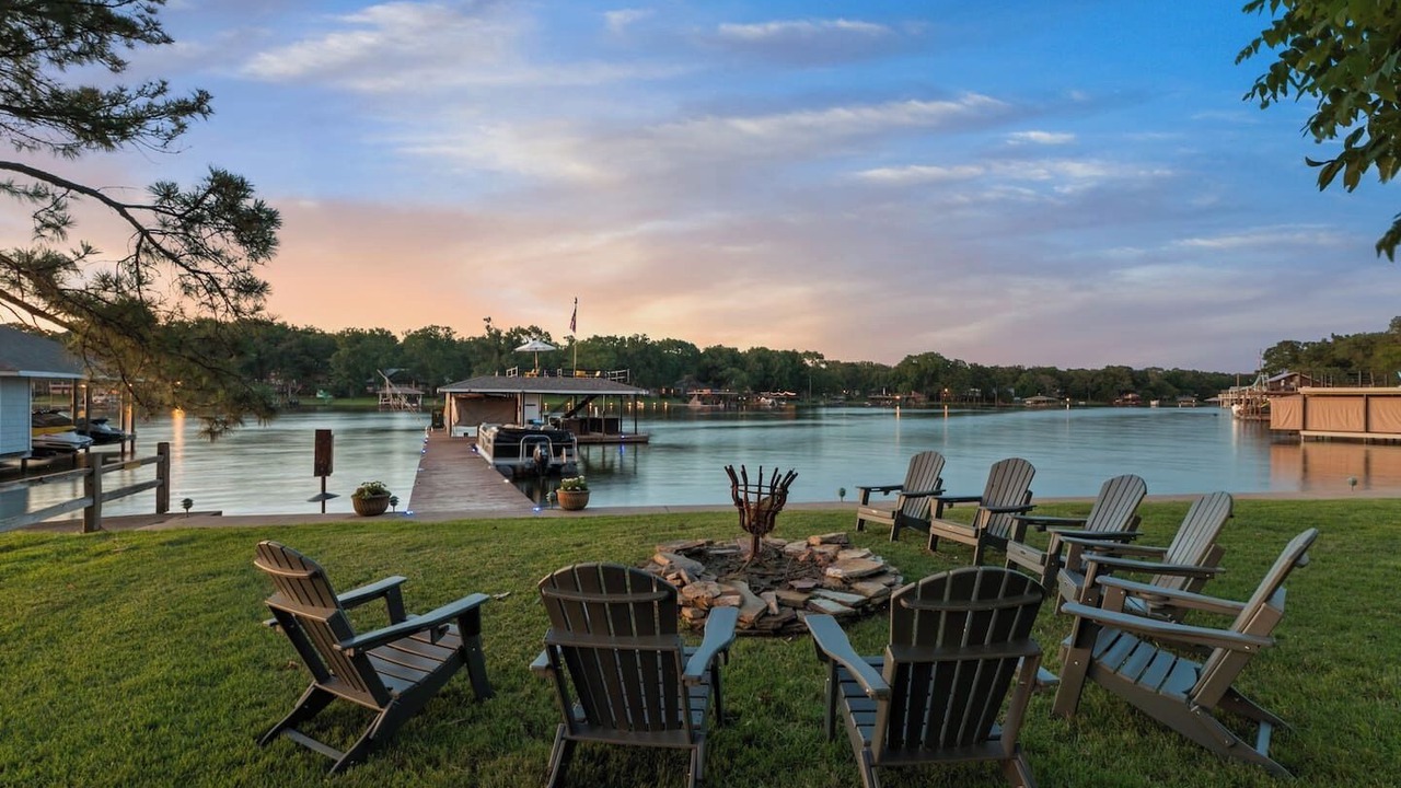 Photo of Patio Balcony in Enchanted Oaks