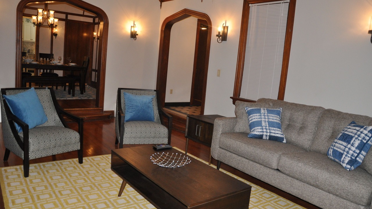 Photo of Livingroom in Central Oklahoma City
