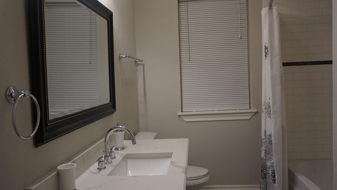 Photo of Bathroom in Central Oklahoma City