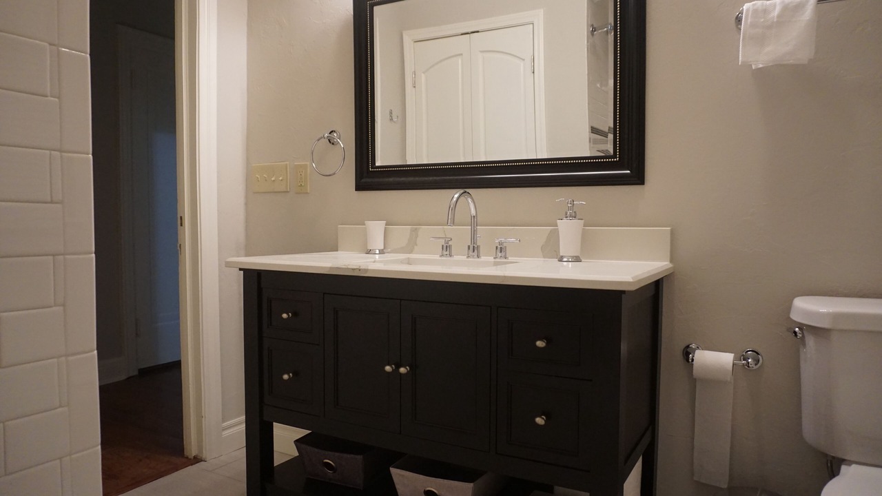Photo of Bathroom in Central Oklahoma City