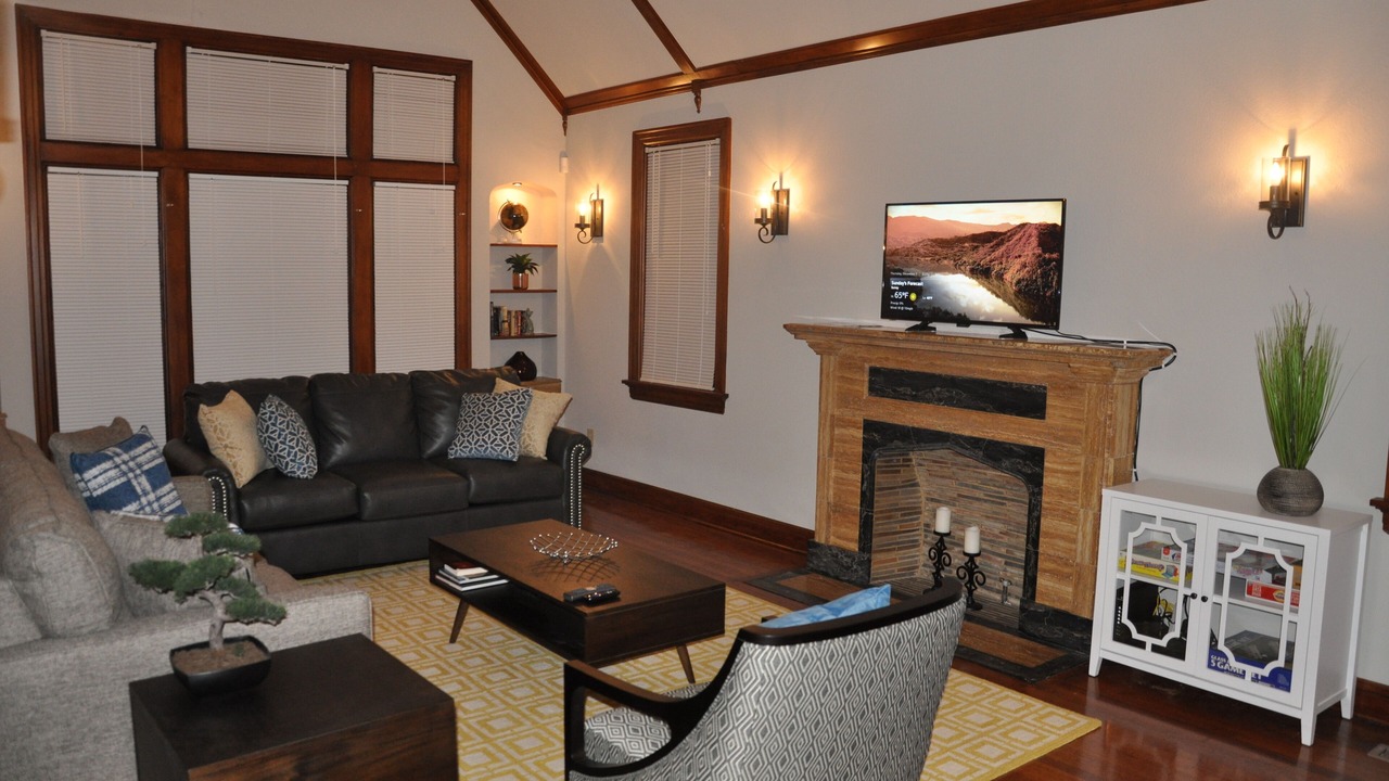 Photo of Livingroom in Central Oklahoma City