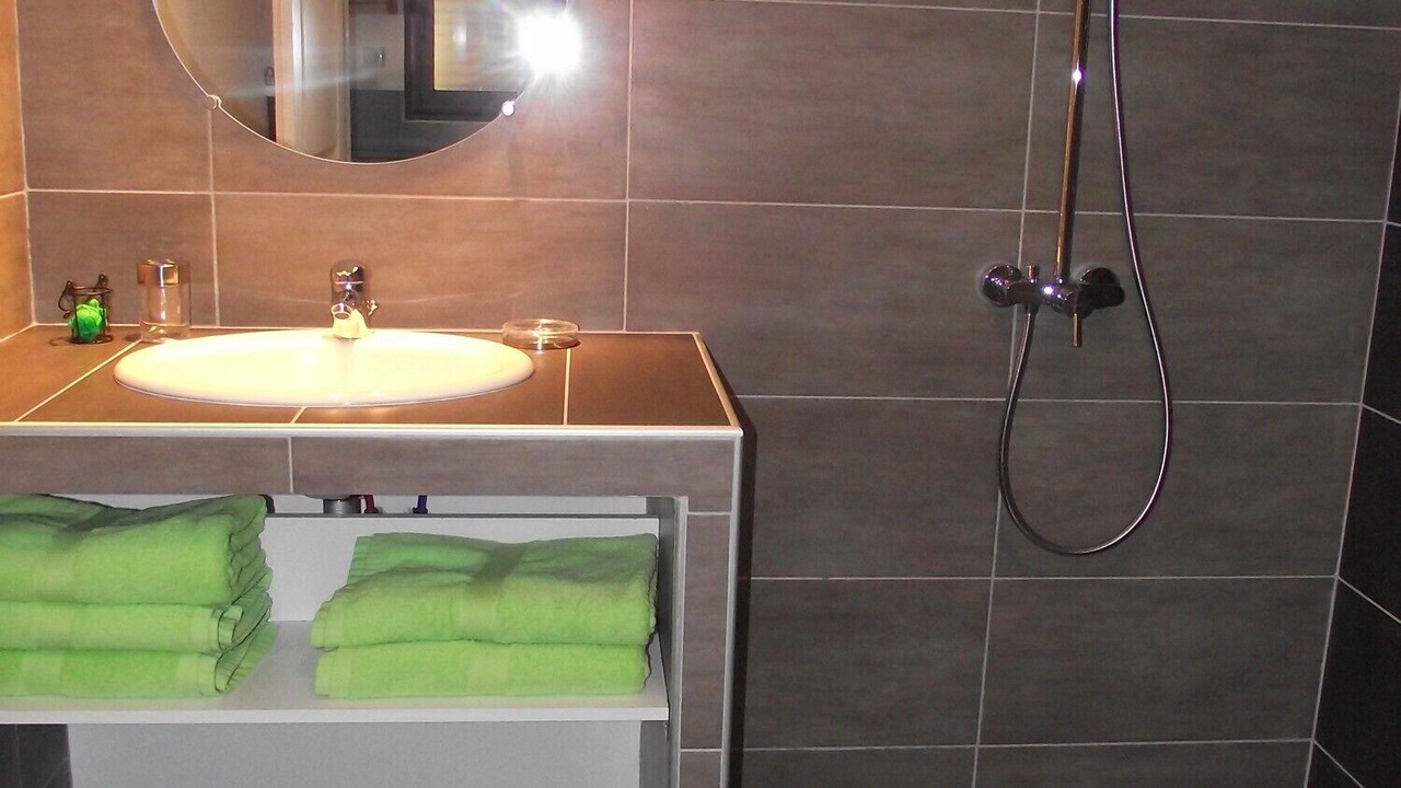 Photo of Bathroom in Camaret-sur-Aigues