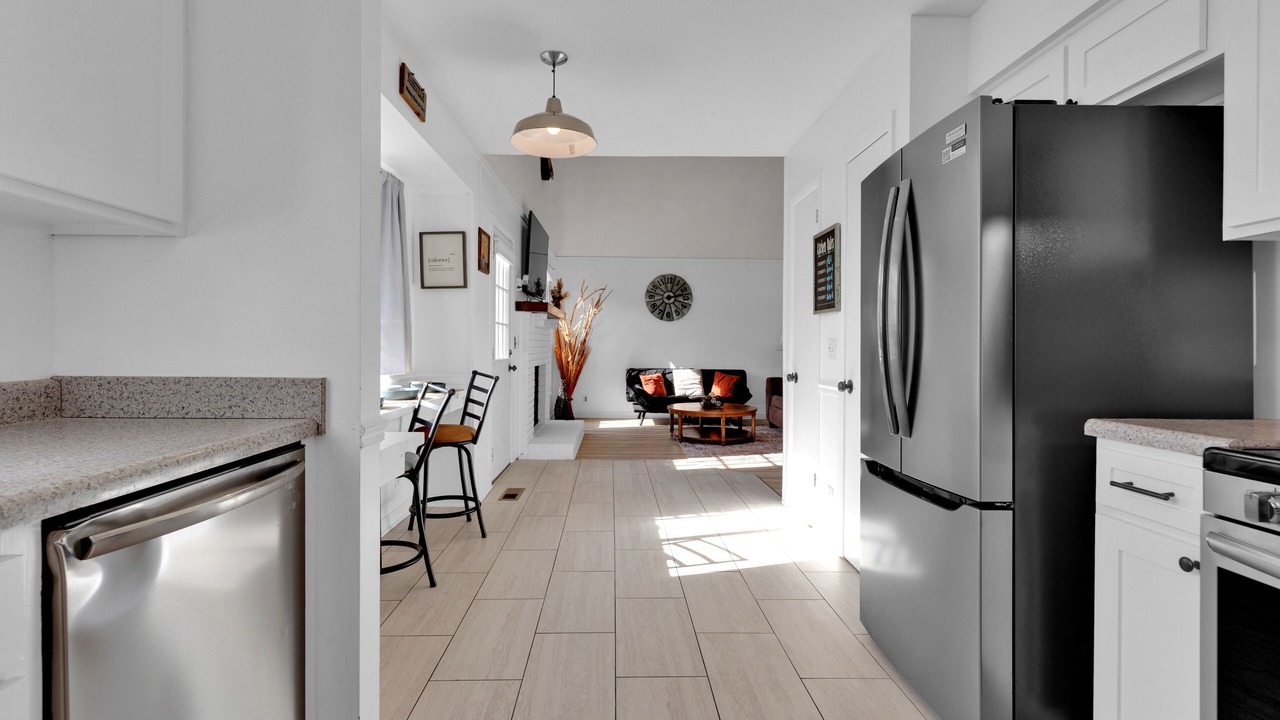 Photo of Kitchen in Starboard
