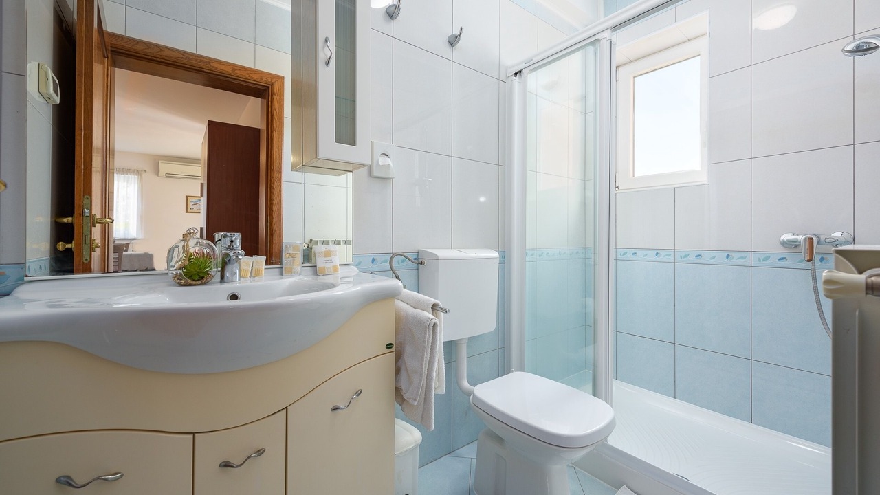 Photo of Bathroom in Basanija