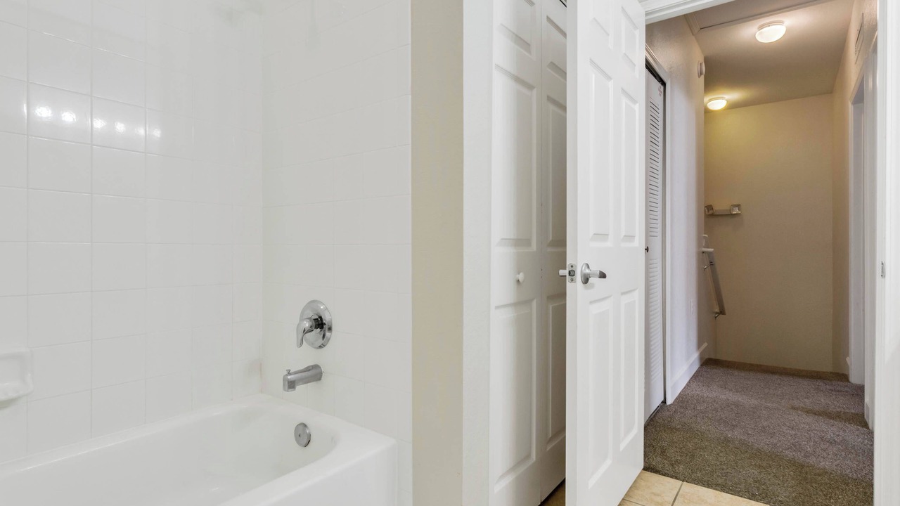 Photo of Bathroom in Bay Lake