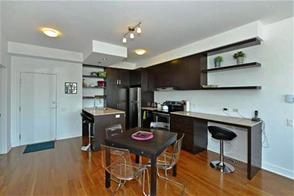 Photo of Kitchen in La Petite-Patrie