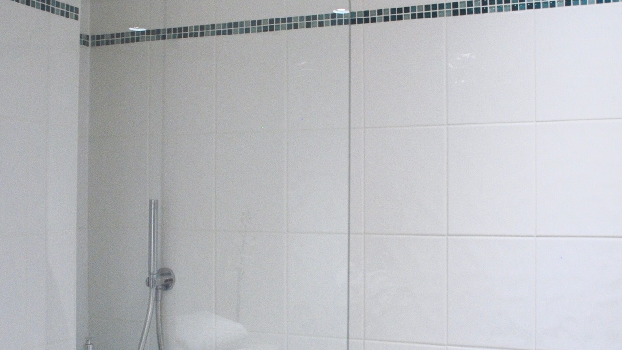 Photo of Bathroom in Windsor City Centre