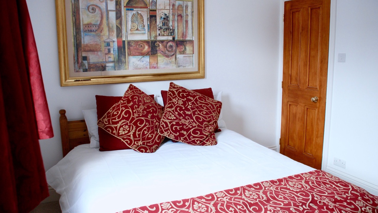 Photo of Bedroom in Windsor City Centre