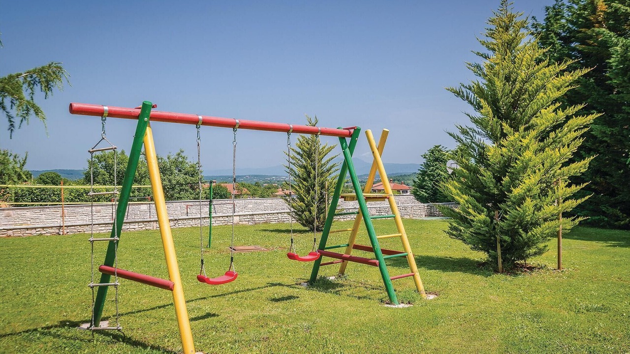Photo of Outdoor in Rogocana