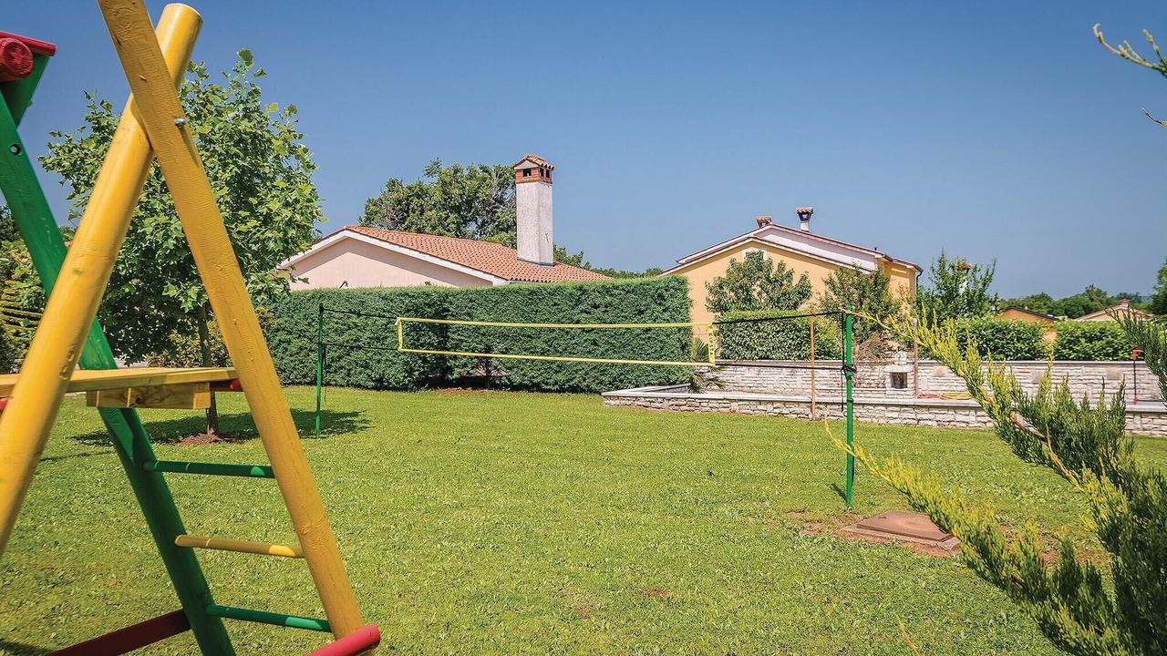 Photo of Outdoor in Rogocana