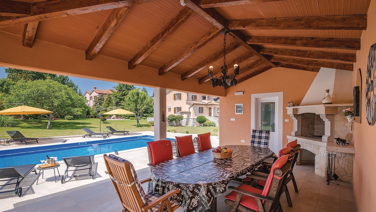 Photo of Outdoor in Rogocana