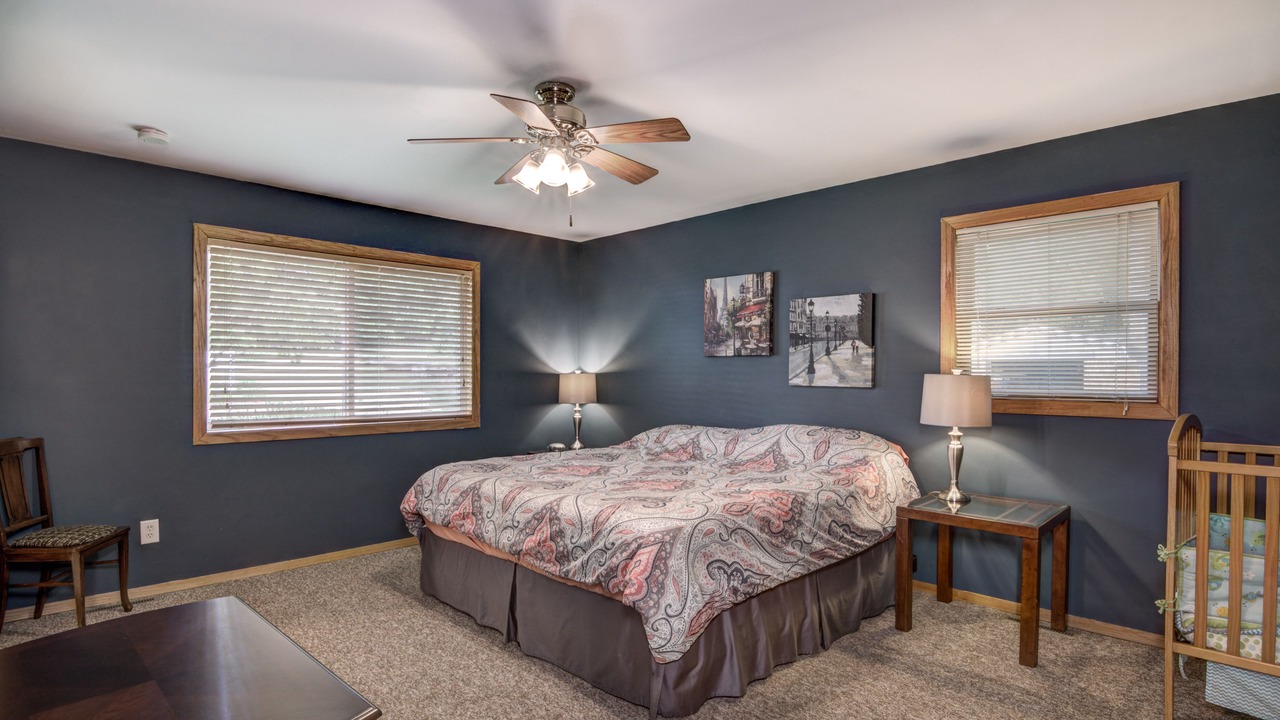 Photo of Bedroom in Amery