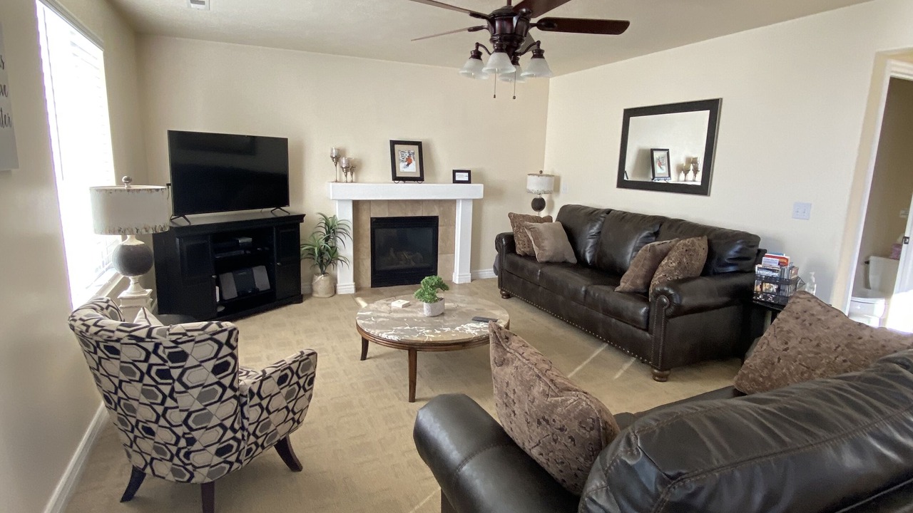 Photo of Livingroom in West Jordan