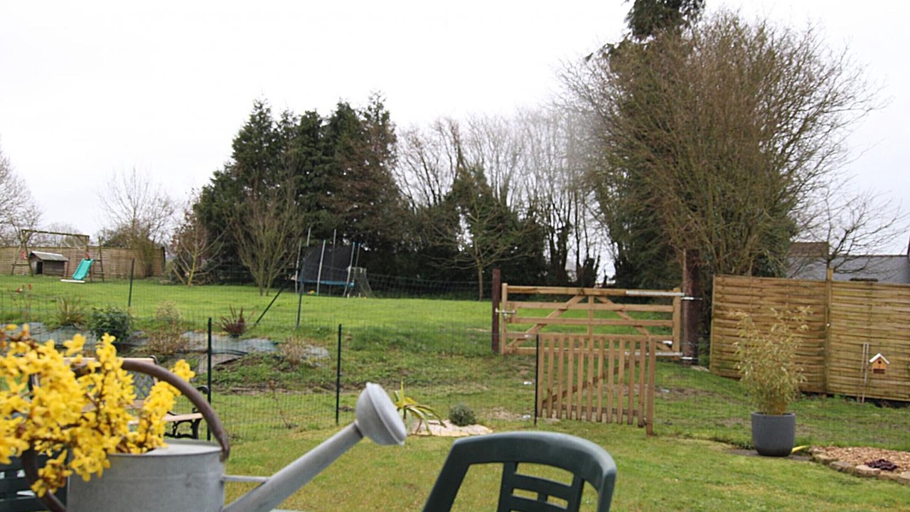 Photo of Outdoor in Angey