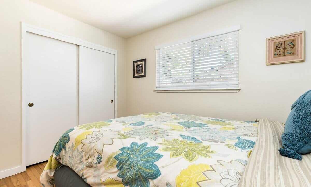 Photo of Bedroom in Opal Cliffs