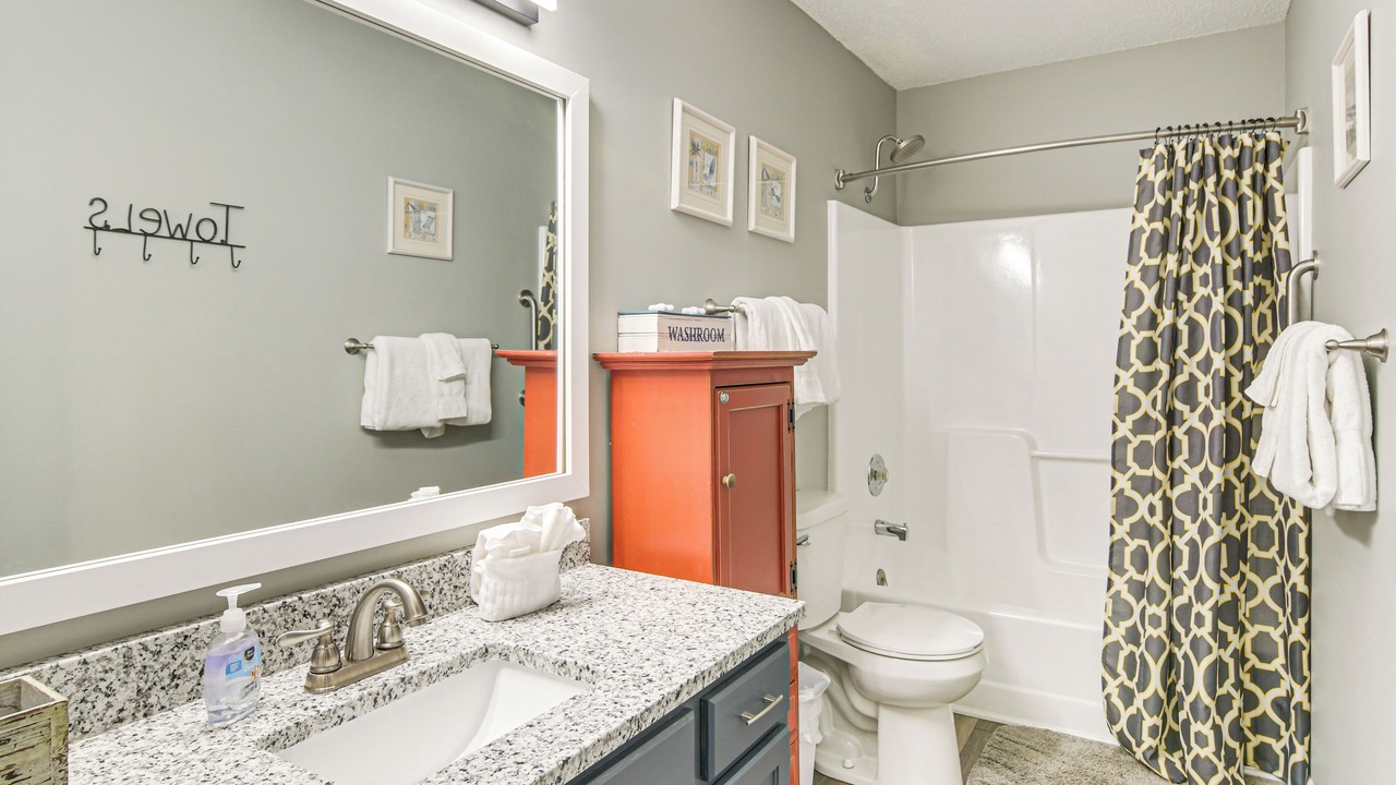 Photo of Bathroom in Notch Estates
